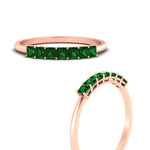 Load image into Gallery viewer, https://cdn.fascinatingdiamonds.com/FDWB179/0.50-carat-Princess-cut-7-stone-emerald-wedding-band-in-rose-gold-fdwb179prgemgrangle3-0.50ct-nl-rg.jpg