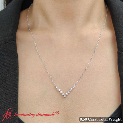 0.50-carat-round-graduated-v-necklace-in-white-gold-FDNK8068-3