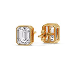Load image into Gallery viewer, Stud Earring Emerald Diamond Bezel