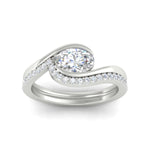 Load image into Gallery viewer, east-west-oval-wedding-band-ring-set-in-white-gold-fdens7806ovangle5-nl-wg.jpg?v=1759991829