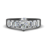 Load image into Gallery viewer, Pear Cut Luxurious Engagement Ring