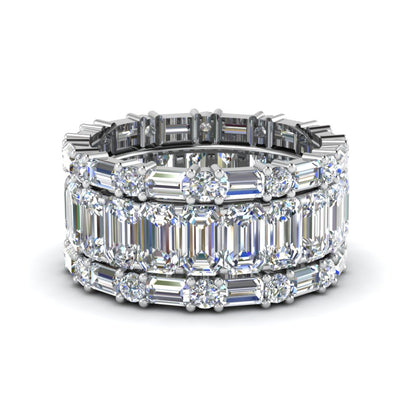 trio-brilliant-cut-round-emerald-baguette-diamond-ring-FDEWB8331-RG