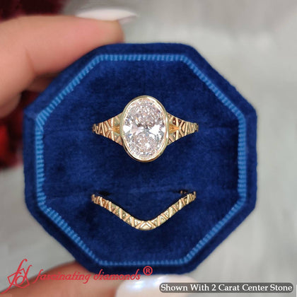 geometric-engraved-oval-bezel-diamond-wedding-ring-set-in-yellow-gold-FDENR11802ANGLE1-YG-NL
