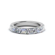 Horizontal Emerald Cut Classic Band