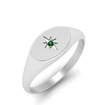 Load image into Gallery viewer, Oval Starburst Signet Ring