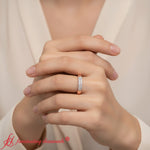 Load image into Gallery viewer, two-line-round-band-ring-rose-gold-fdwb11382-0.25ct-model