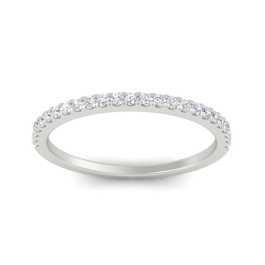 0.25-carat-round-diamond-wedding-ring-in-white-gold-FD8370ANGLE5-0.25CT-NL-WG.jpg