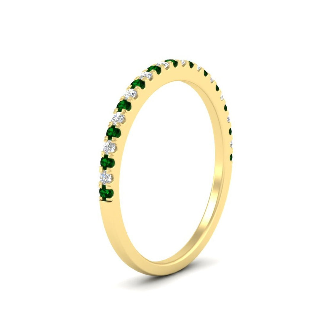 0.25-carat-round-emerald-wedding-ring-in-yellow-gold-FD8370GEMGRANGLE2-0.25CT-NL-YG.jpg