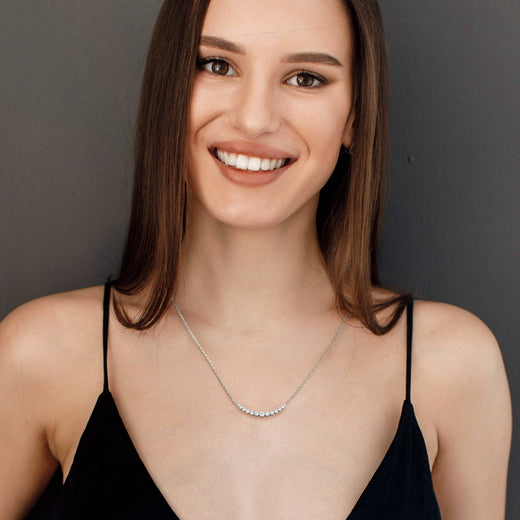 0.30-ct.-graduated-round-diamond-fixed-smile-necklace-in-FDNK8056ANGLE1-0.30CT-NL-WG