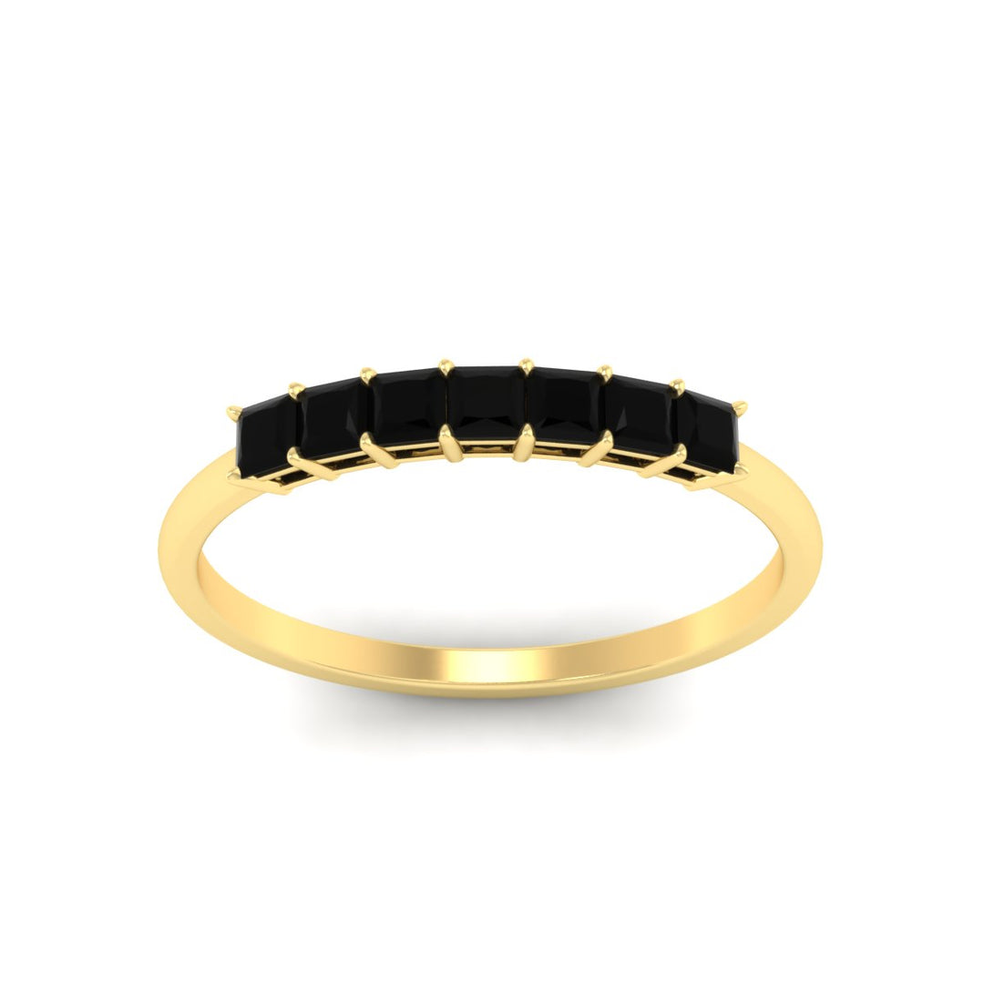 https://cdn.fascinatingdiamonds.com/FDWB179/0.50-carat-Princess-cut-7-stone-black-diamond-wedding-band-in-yellow-gold-fdwb179prgblackangle5-0.50ct-nl-yg.jpg