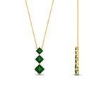 Load image into Gallery viewer, 0.50-carat-princess-cut-3-stone-emerald-pendant-in-FDPD854GEMGRANGLE1-0.50CT-NL-YG
