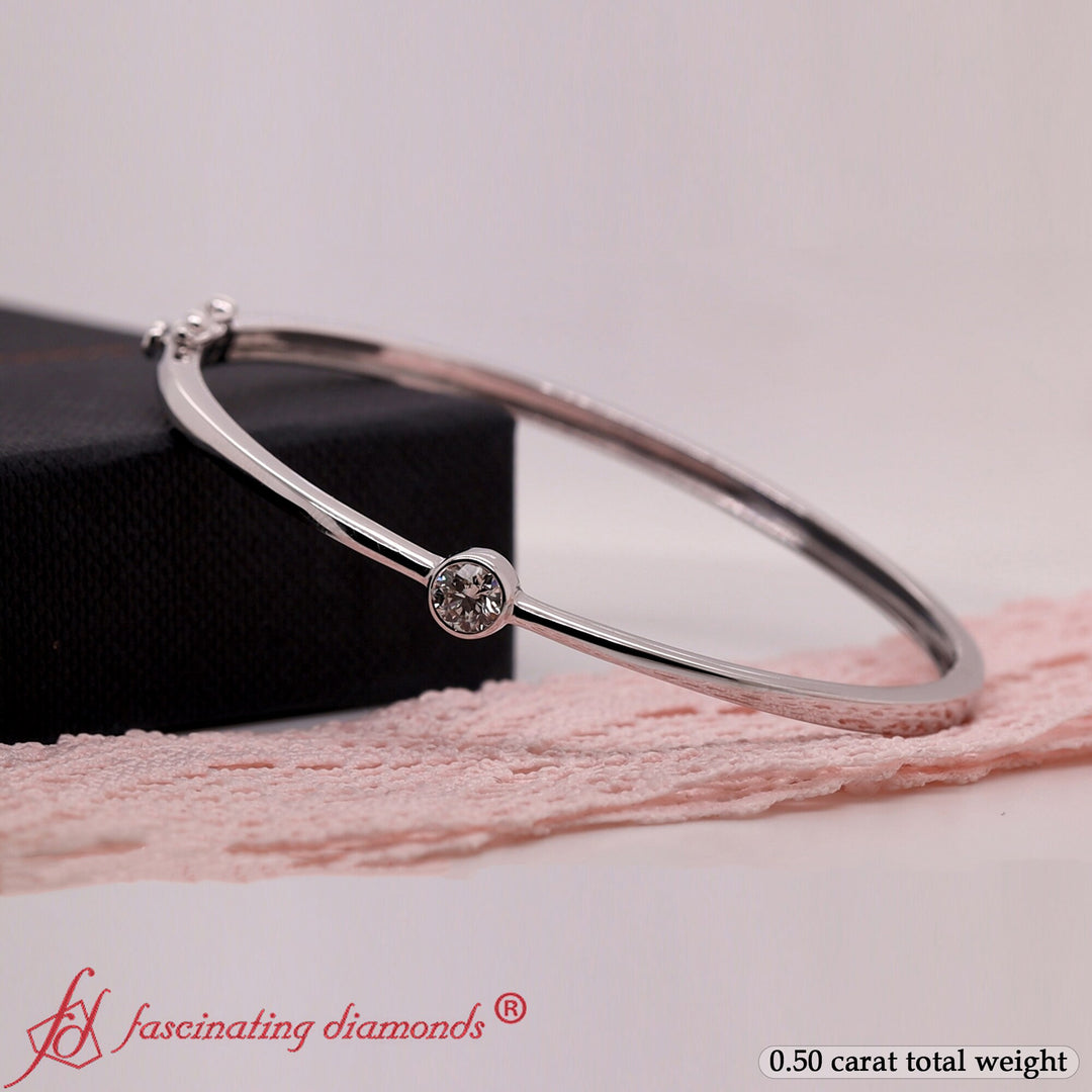 Minimalist Solitaire Bangle Bracelet