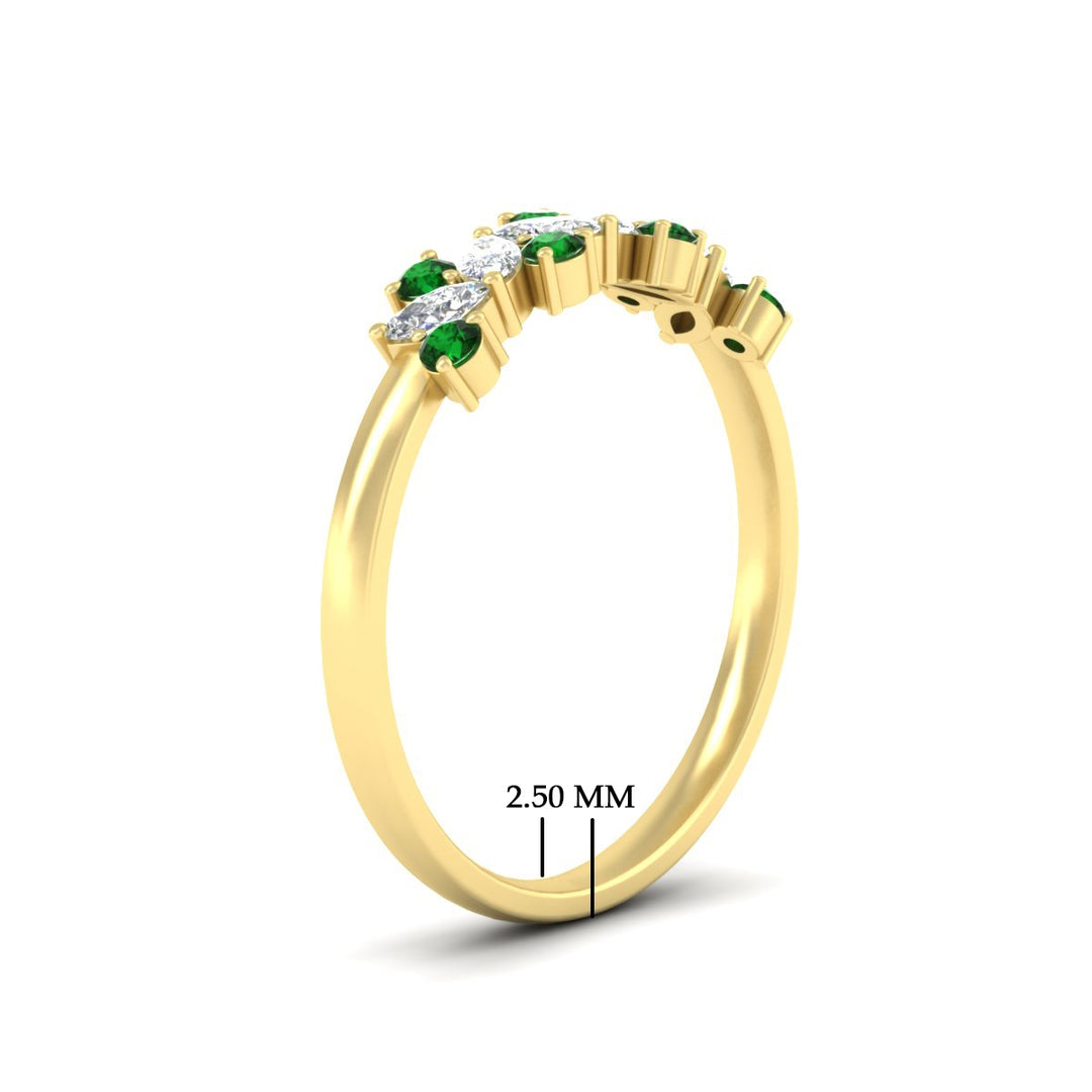 0.50-ct-vintage-emerald-wedding-bands-for-women-in-yellow-gold-fdw2308gemgrangle2-0.50ct-nl-yg-hw