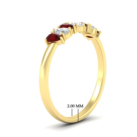 https://cdn.fascinatingdiamonds.com/fdwb8008/0.75-carat-terdrop-seven-stone-wedding-ruby-band-in-yellow-gold-fdwb8008pegrudrangle2-0.75ct-nl-yg-hw.jpg