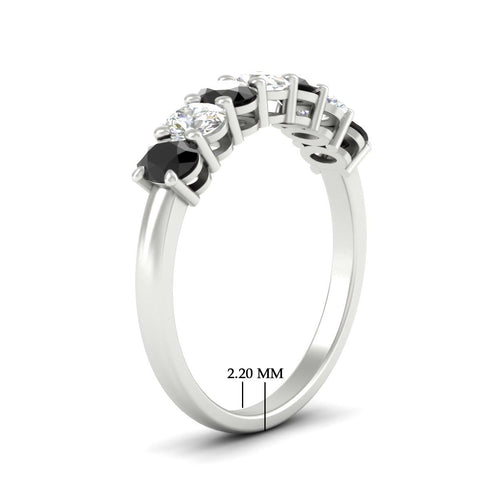 1-carat-7-stone-oval-black-diamond-classic-wedding-band-in-white-gold-fdwb8008ovblackangle2-1.00ct-nl-wg-hw.jpg
