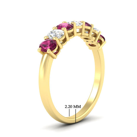 1-carat-7-stone-oval-pink-sapphire-classic-wedding-band-in-yellow-gold-fdwb8008ovgsadrpiangle2-1.00ct-nl-yg-hw.jpg