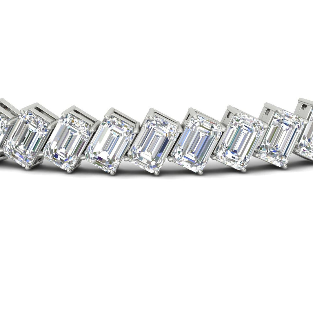 19.20-carat-emerald-diagonal-tennis-bracelet-in-white-gold-fdbrc11518angle5-19-20-ct-nl-wg.jpg?v=1764932068