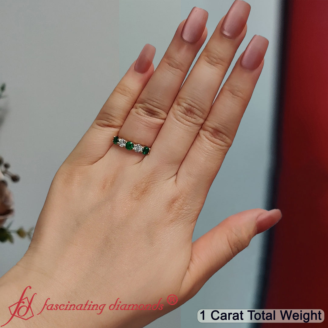 5 Stone Round Cut 1 Carat Diamond Band