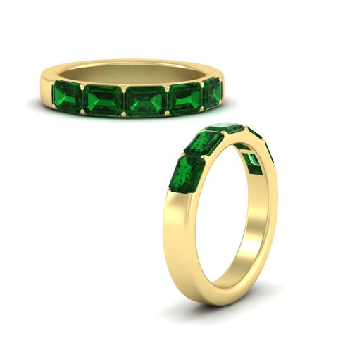 2-carat-emerald-wedding-ring-stack-emerald-cut-in-yellow-gold-FD8126EMBGEMGRANGLE3-2.00CT-NL-YG-GS