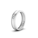 Load image into Gallery viewer, 2 Tone Heart Enamel Wedding Band

