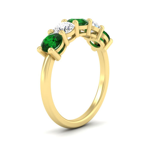 2.50-carat-five-stone-diamond-and-emerald-wedding-ring-in-yellow-gold-FDENS141ROBGEMGRANGLE3-2.50CT-NL-YG