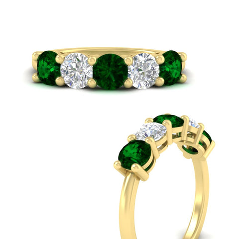 2.50-carat-five-stone-diamond-and-emerald-wedding-ring-in-yellow-gold-FDENS141ROBGEMGRANGLE3-2.50CT-NL-YG