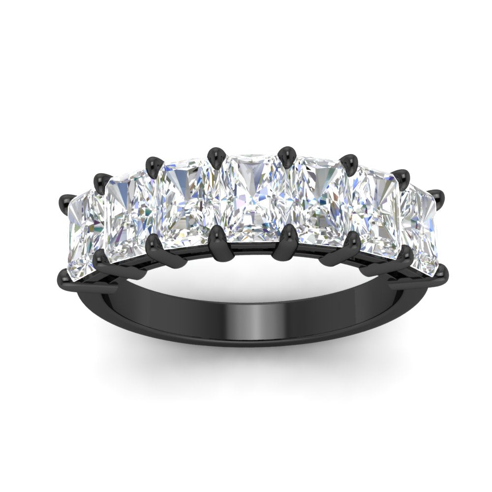 2.50-carat-radiant-cut-diamond-wedding-band-in-black-gold-FD8008RABANGLE5-2.00CT-NL-BG