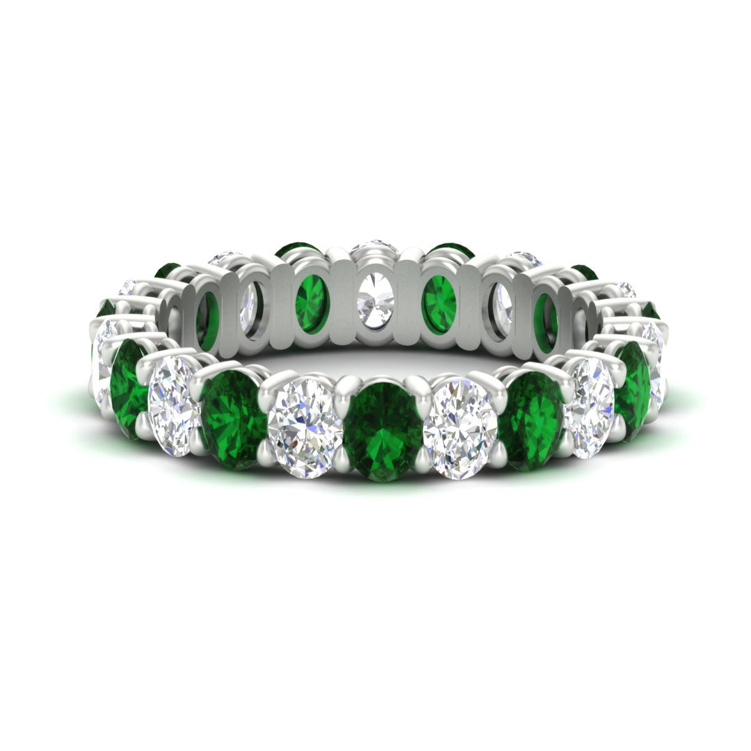 3-carat-oval-diamond-full-eternity-band-with-emerald-in-white-gold-fdewb8324ovgemgrsleep-4.00x3.00mm-nl-wg