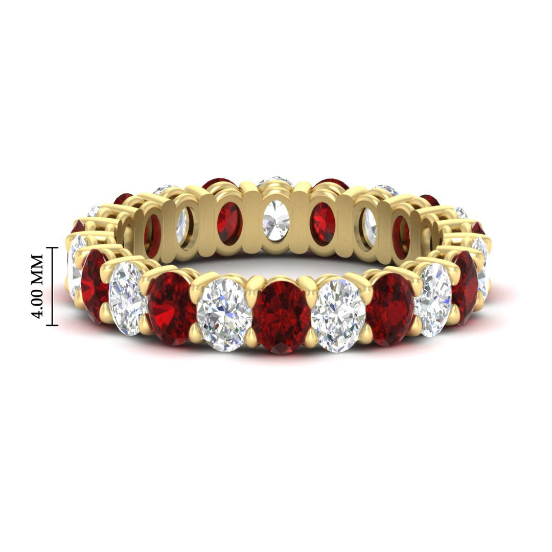 3-carat-oval-diamond-full-eternity-band-with-ruby-in-yellow-gold-fdewb8324ovgrudrsleep-4.00x3.00mm-nl-yg-hw