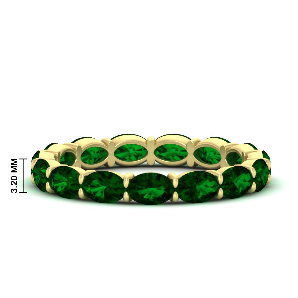 3-carat-oval-emerald-eternity-ring-in-yellow-gold-FDEWB8425OVGEMGR-3.00CT-NL-YG-HW