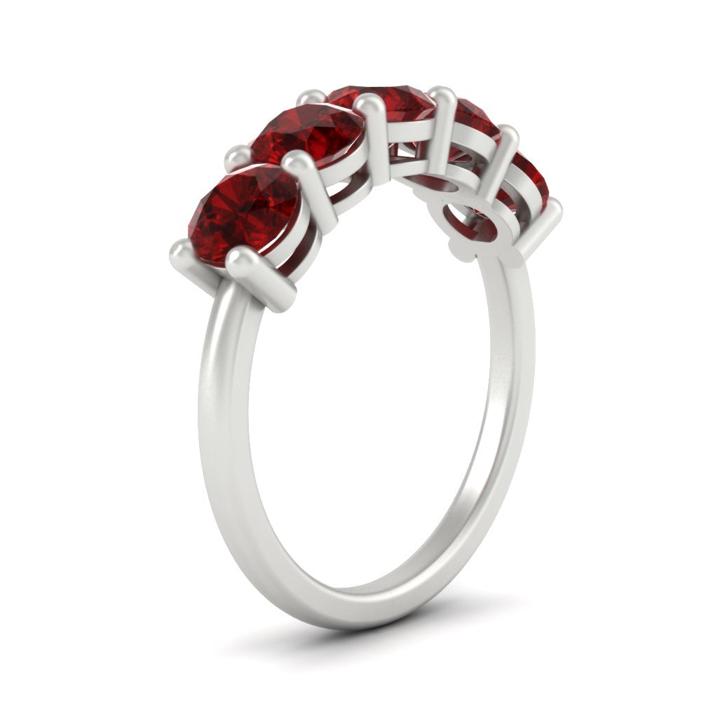3-carat-wedding-anniversary_20-ring-round-ruby-in-white-gold-FDENS141ROBGRUDRANGLE2-3.00CT-NL-WG