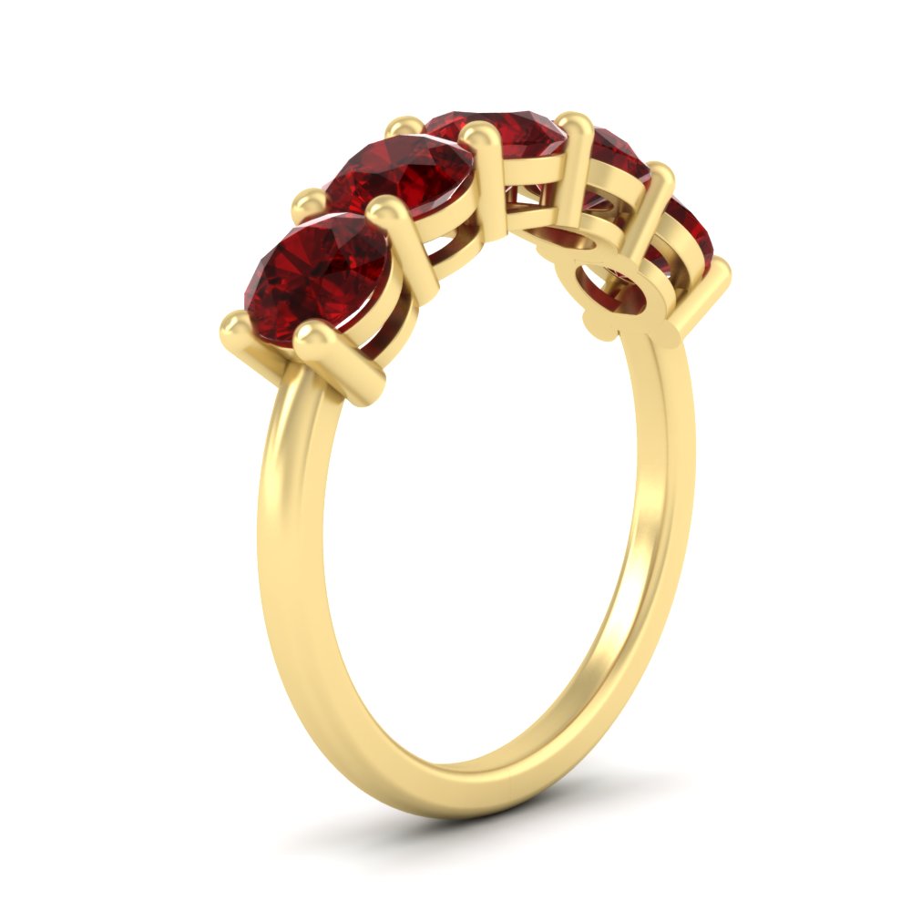 3-carat-wedding-anniversary_20-ring-round-ruby-in-yellow-gold-FDENS141ROBGRUDRANGLE2-3.00CT-NL-YG