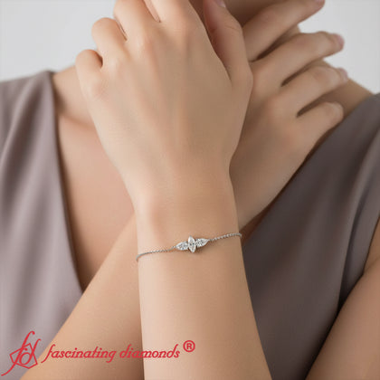 3-stone-diamond-chain-bracelet-white-gold-fdbrc8692-model