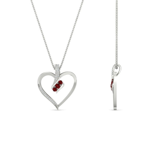 3-stone-round-diamond-heart-pendant-with-ruby-in-FDPD11375GRUDRANGLE1-NL-WG.jpg
