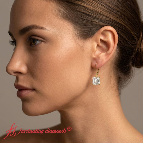 4-carat-asscher-cut-leverback-drop-earrings-in-yellow-gold-fdear11236as-model-1