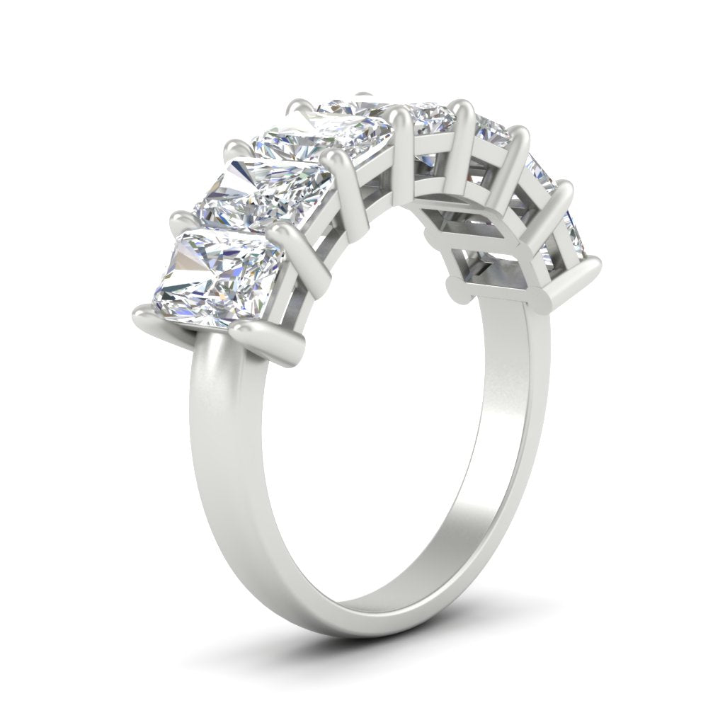 4-carat-radiant-cut-wedding-anniversary-ring-in-white-gold-FD8008RABANGLE2-4.00CT-NL-WG