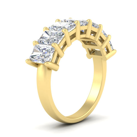 4-carat-radiant-cut-wedding-anniversary-ring-in-yellow-gold-FD8008RABANGLE2-4.00CT-NL-YG