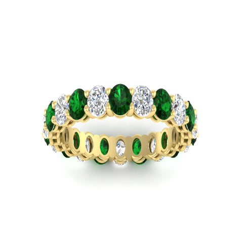 4-ctw-classic-oval-diamond-eternity-band-ring-with-emerald-in-yellow-gold-fdewb8324ovgemgrangle5-4.50x3.00mm-nl-yg