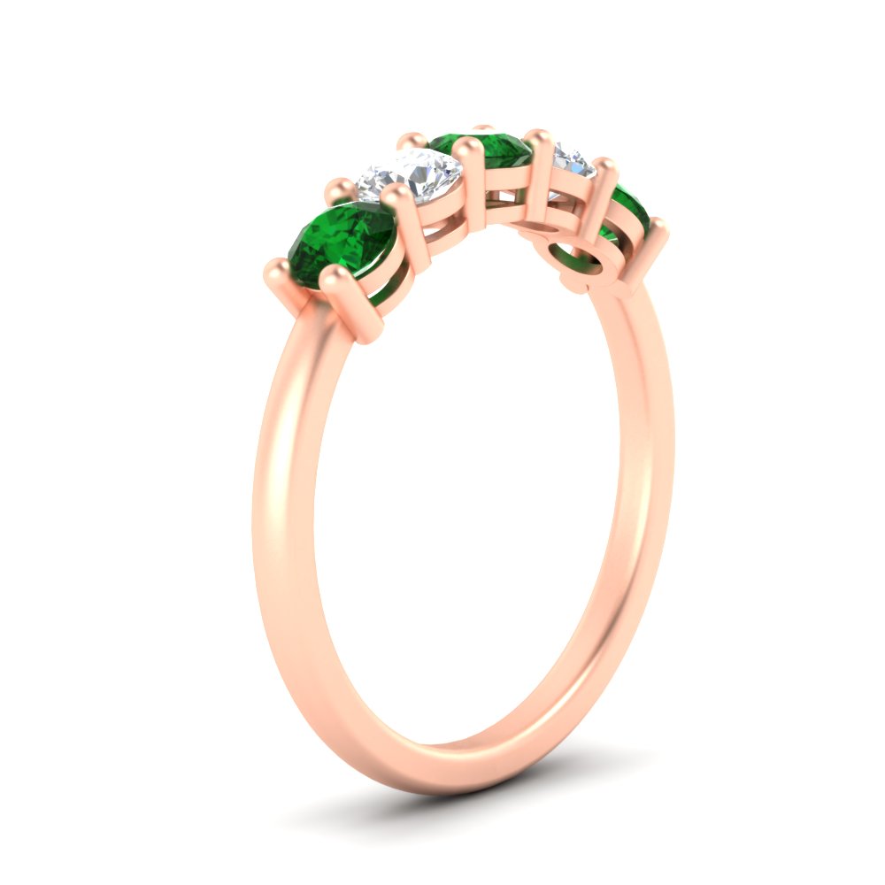 5-stone-round-cut-1-carat-diamond-and-emerald-wedding-band-in-rose-gold-FDENS141ROBGEMGRANGLE2-1.00CT-NL-RG