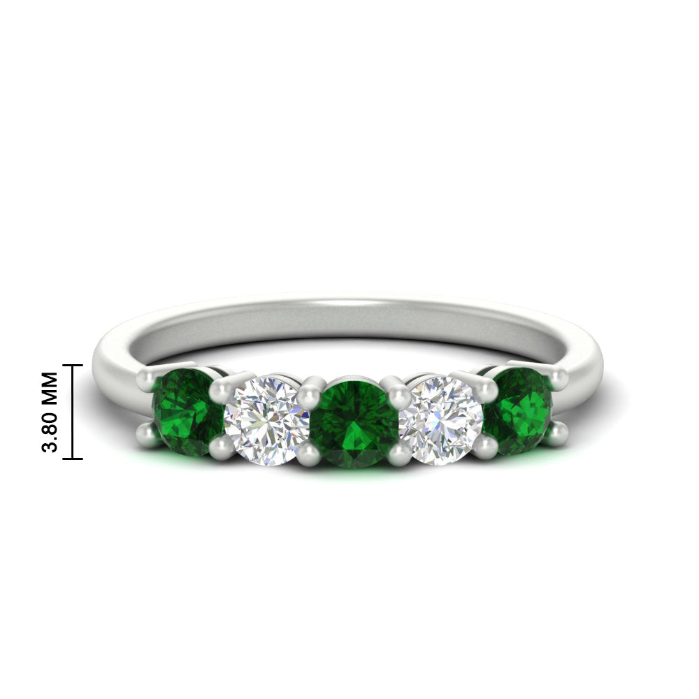 5-stone-round-cut-1-carat-diamond-and-emerald-wedding-band-in-white-gold-FDENS141ROBGEMGR-1.00CT-NL-WG-HW