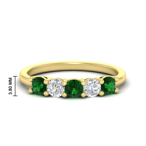 5-stone-round-cut-1-carat-diamond-and-emerald-wedding-band-in-yellow-gold-FDENS141ROBGEMGR-1.00CT-NL-YG-HW
