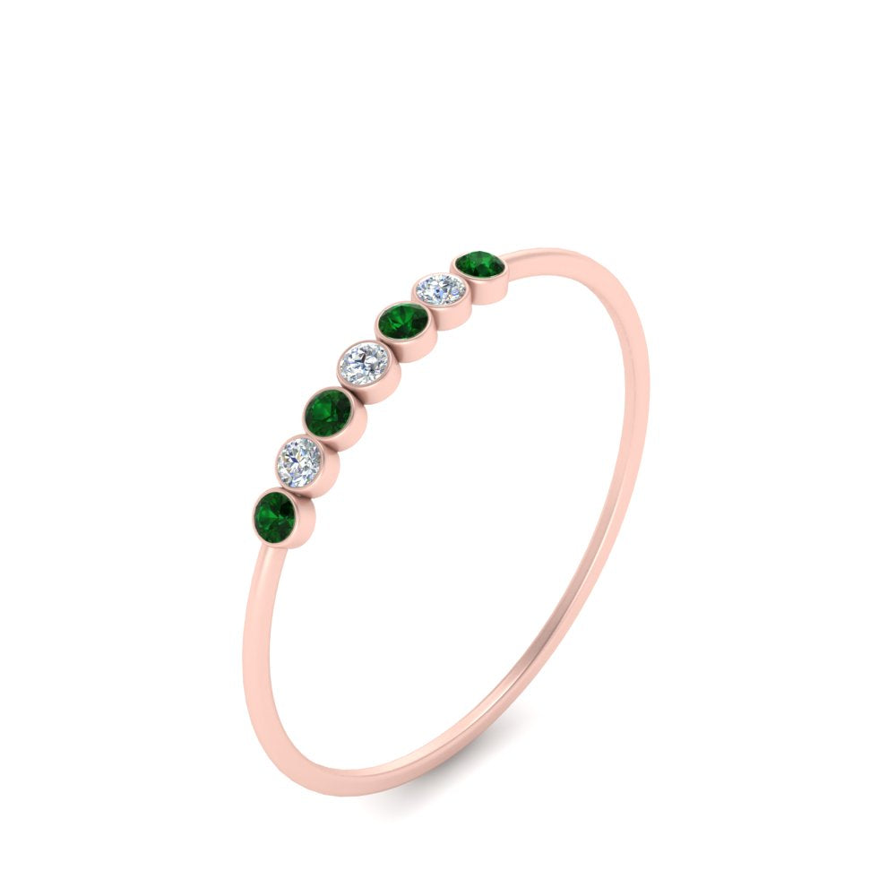 7-stone-bezel-anniversary-diamond-band-with-emerald-in-rose-gold-FD9428RORGEMGR-NL-RG.jpg