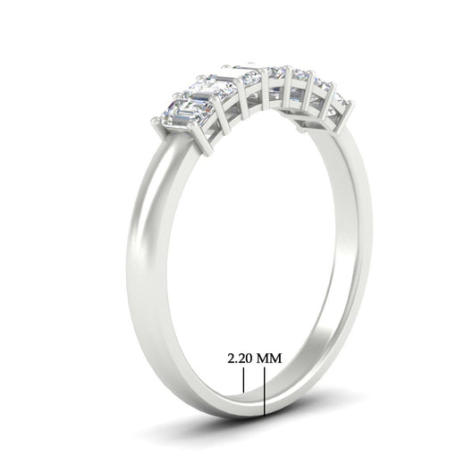 7-stone-emerald-cut-diamond-wedding-band-in-white-gold-fdwb8008emangle2-0.70ct-nl-wg-hw?v=1773988407