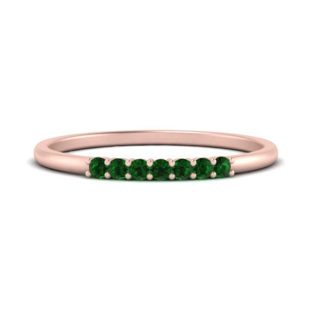 7-stone-stacking-emerald-wedding-band-in-rose-gold-FD122844BGEMGRANGLE3-NL-RG-GS.jpg