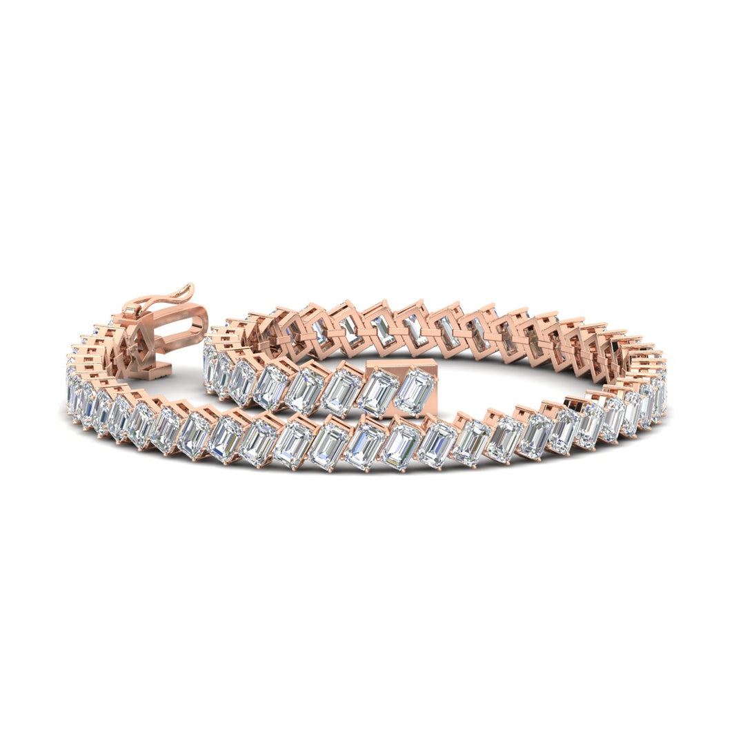 8.70-carat-emerald-diagonal-tennis-bracelet-in-rose-gold-fdbrc11518angle4-8-70-ct-nl-rg.jpg?v=1764931722