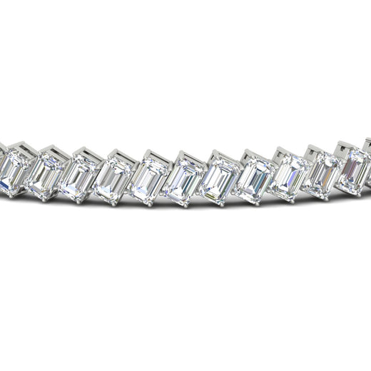 8.70-carat-emerald-diagonal-tennis-bracelet-in-white-gold-fdbrc11518angle5-8-70-ct-nl-wg.jpg?v=1764931722