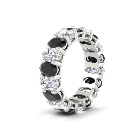 9-carat-oval-diamond-luxury-eternity-ring-with-black-diamond-in-white-gold-fdewb8324ovgblackangle2-6.00x4.00mm-nl-wg