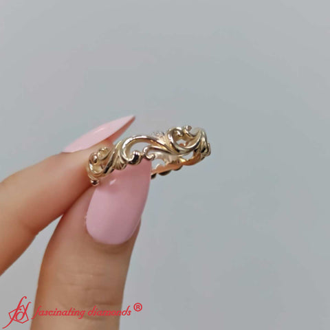 Elegant-filigree-wedding-band-in-14K-yellow-gold-720_x_720_-_FDVB8760_2