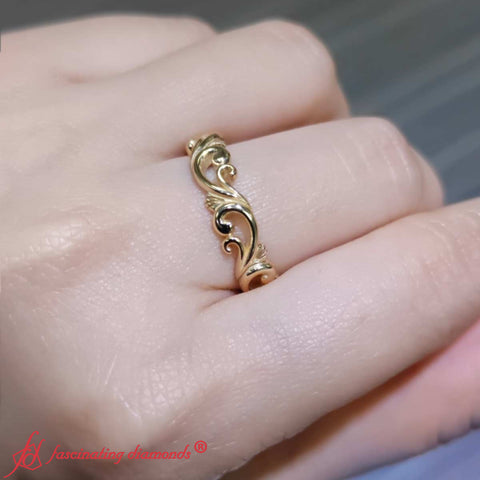 Elegant-filigree-wedding-band-in-14K-yellow-gold-720_x_720_-_FDVB8760_3