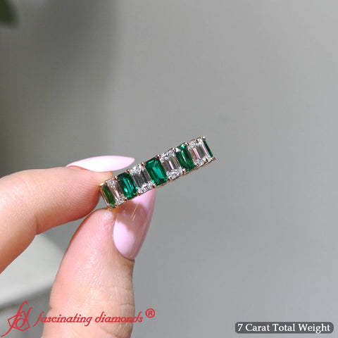 Emerald-cut-diamond-eternity-band-with-emerald-7-carat-in-yellow-gold-FDEWB10850-8.jpg